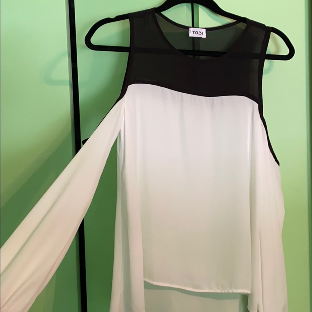 Tobi Peep Shoulder Blouse